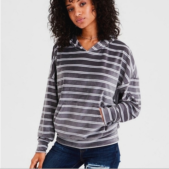 AE Cozy every after Hoodie - Size small - Picture 2 of 6